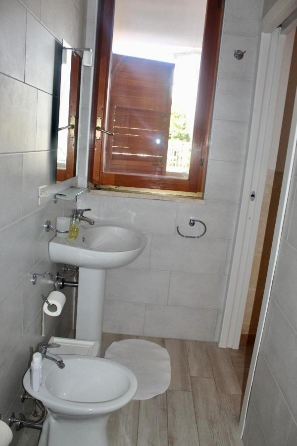 Lo Yacht Hotel Porto Cesareo Ngoại thất bức ảnh